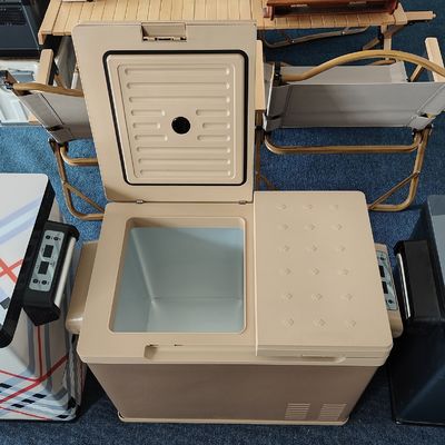 Molde privado Sí 55YD Amazon AC DC Compresor portátil refrigerador para automóviles congelador con diseño APP
